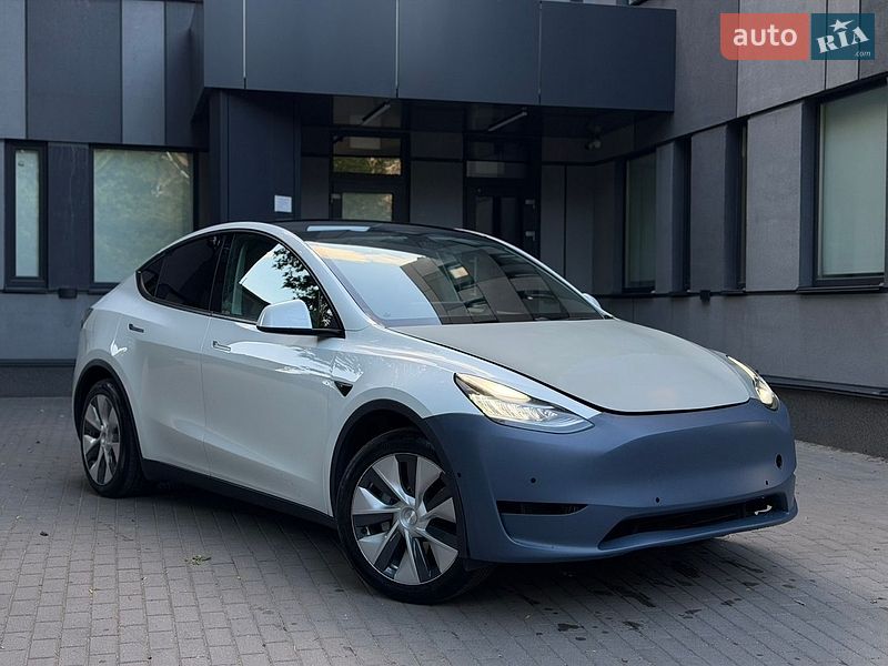 Позашляховик / Кросовер Tesla Model Y 2021 в Києві фото 2 Позашляховик / Кросовер Tesla Model Y 2021 в Києві