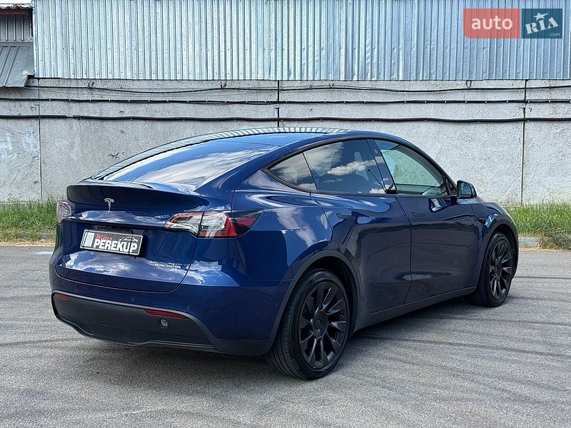 Позашляховик / Кросовер Tesla Model Y 2022 в Києві