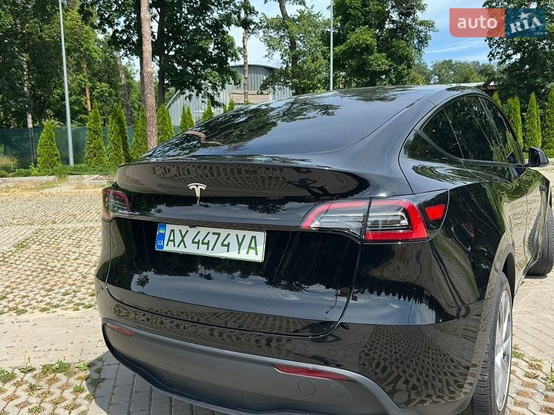 Внедорожник / Кроссовер Tesla Model Y 2023 в Харькове
