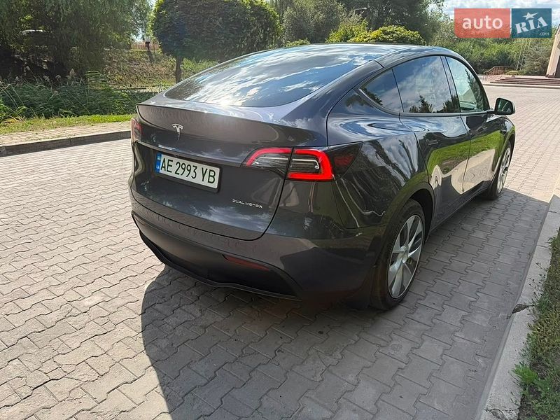 Позашляховик / Кросовер Tesla Model Y 2023 в Павлограді