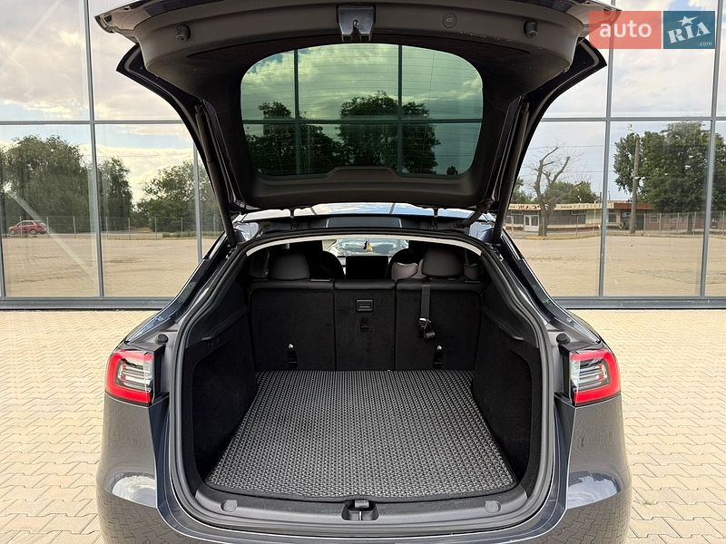 Внедорожник / Кроссовер Tesla Model Y 2022 в Одессе