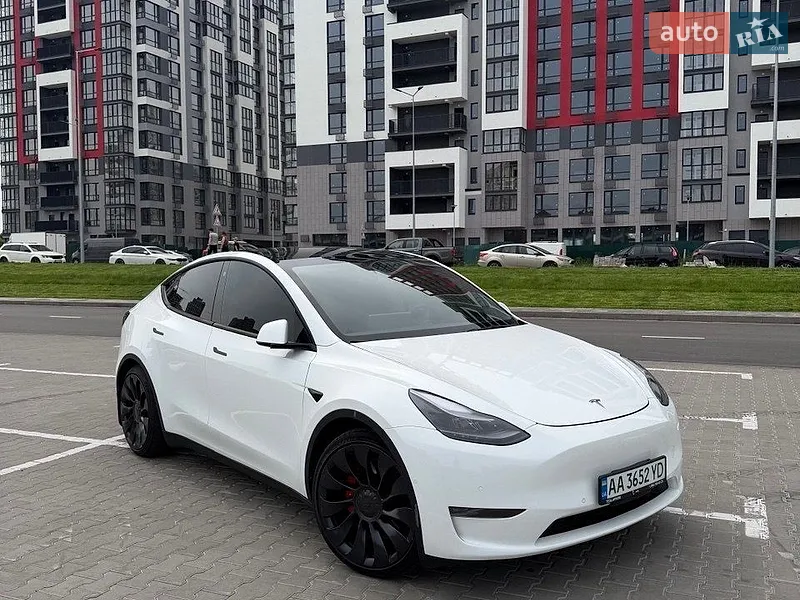 Tesla Model Y