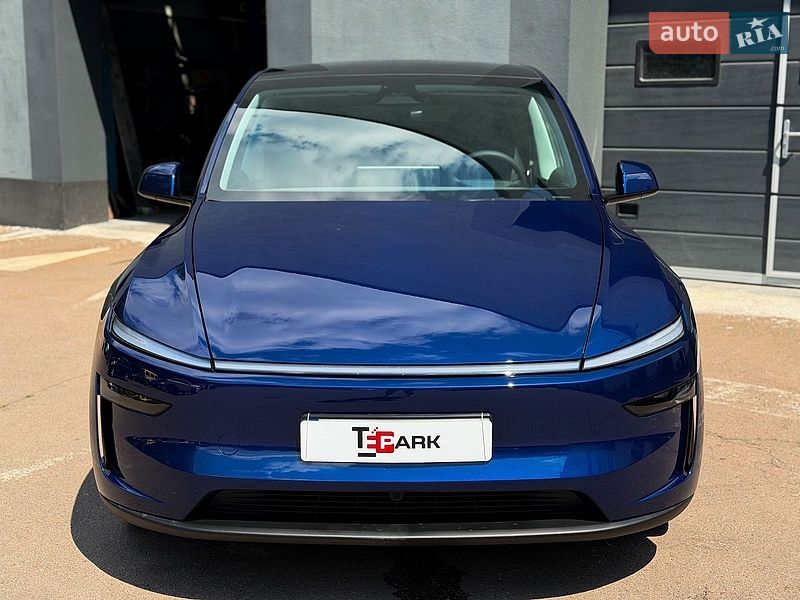 Позашляховик / Кросовер Tesla Model Y 2026 в Києві фото 4 Позашляховик / Кросовер Tesla Model Y 2026 в Києві