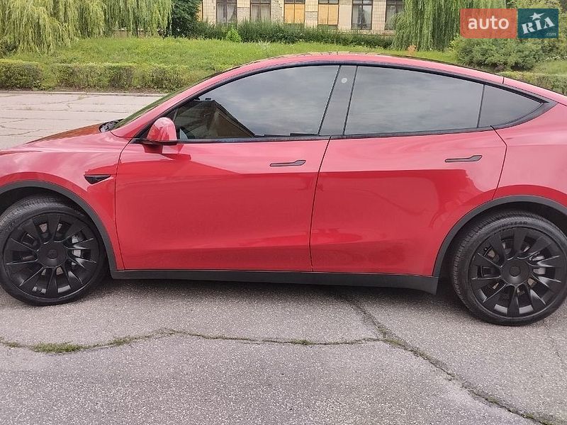 Позашляховик / Кросовер Tesla Model Y 2022 в Харкові