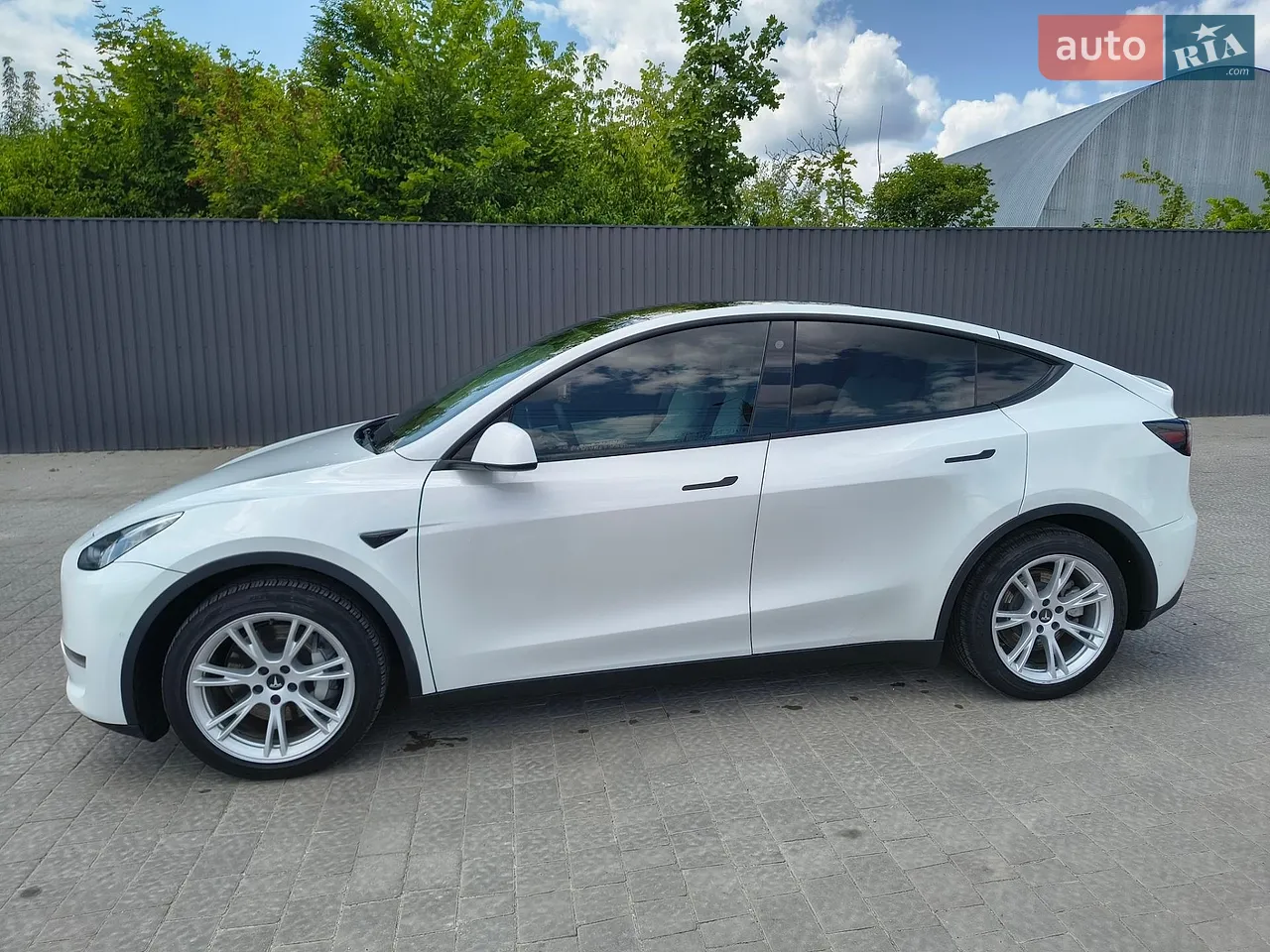 2020 Tesla Model Y - мініатюра 16