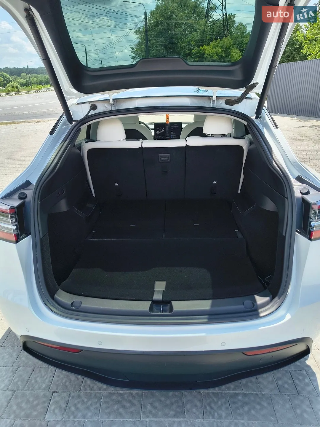 2021 Tesla Model Y - мініатюра 30