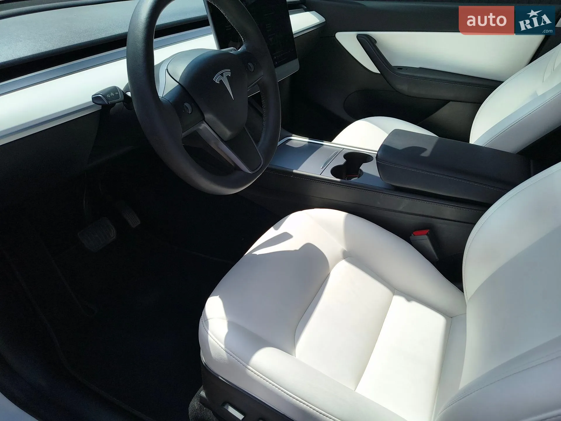2021 Tesla Model Y - мініатюра 28