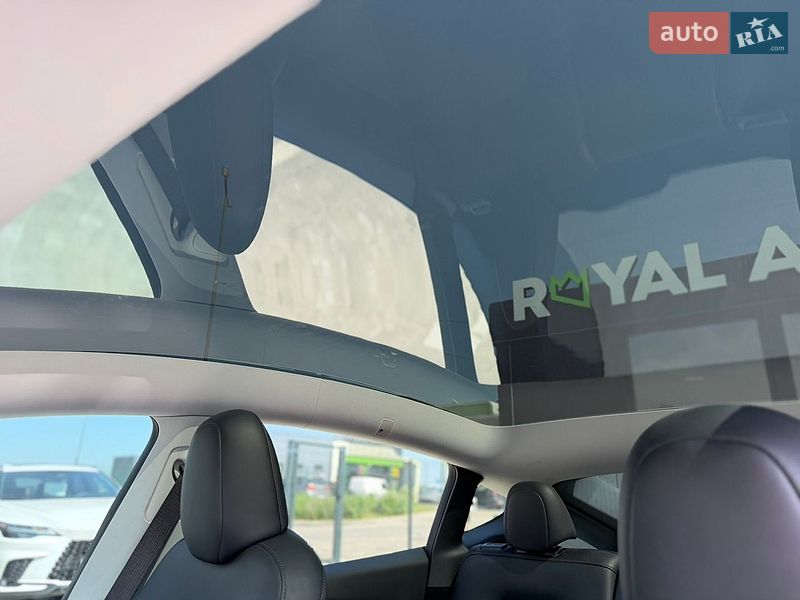 Позашляховик / Кросовер Tesla Model Y 2024 в Львові фото 18 Позашляховик / Кросовер Tesla Model Y 2024 в Львові