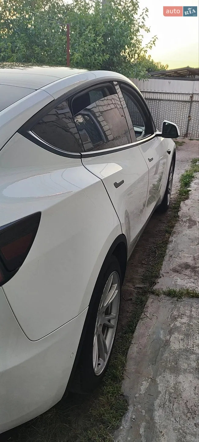 2021 Tesla Model Y - мініатюра 10
