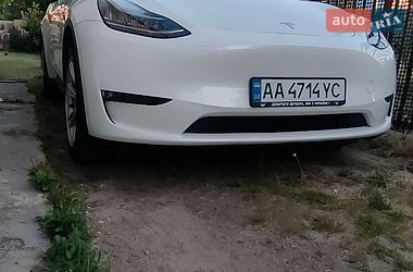 Позашляховик / Кросовер Tesla Model Y 2021 в Києві