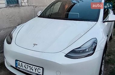 Позашляховик / Кросовер Tesla Model Y 2021 в Києві