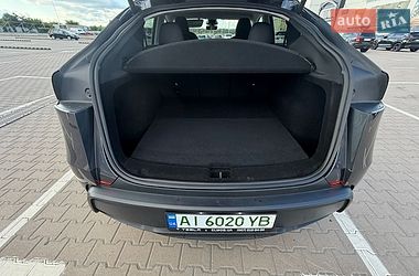 Позашляховик / Кросовер Tesla Model Y 2025 в Києві