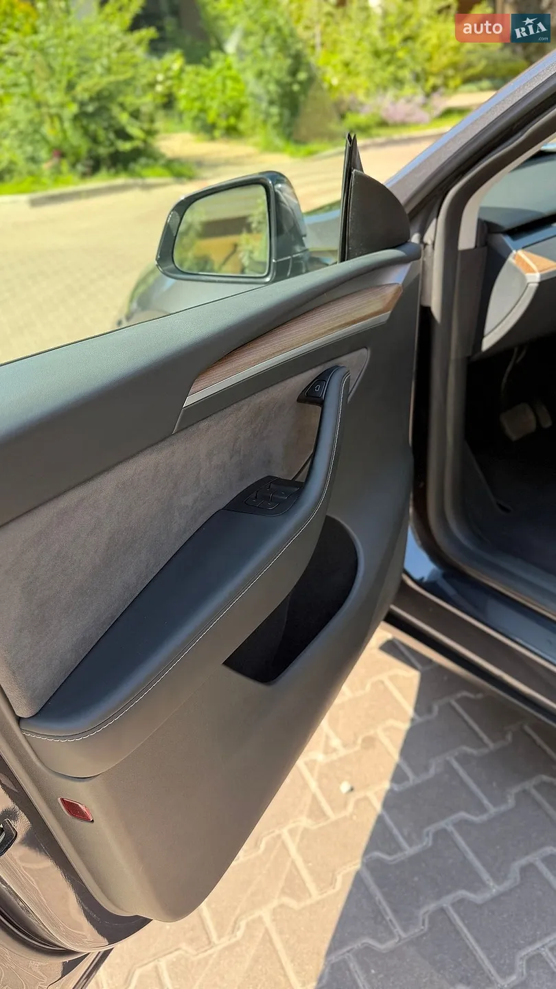 2024 Tesla Model Y - мініатюра 31