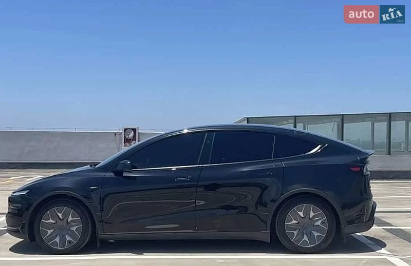 Позашляховик / Кросовер Tesla Model Y 2025 в Одесі