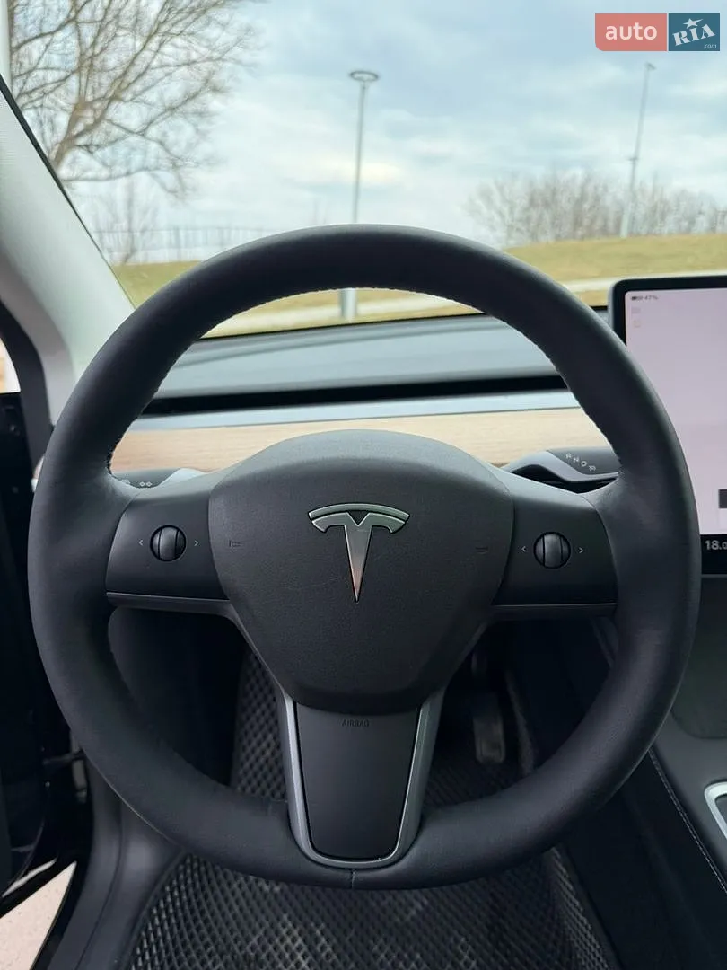 2024 Tesla Model Y - мініатюра 24