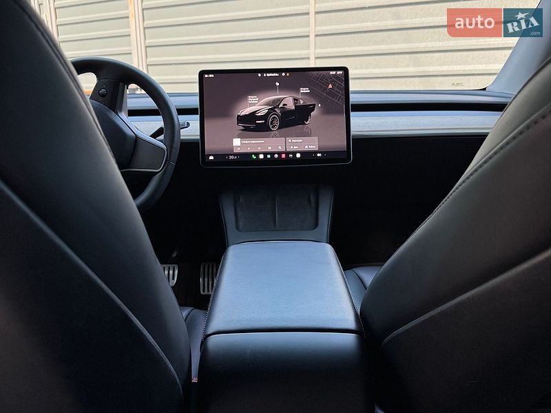 Позашляховик / Кросовер Tesla Model Y 2023 в Дніпрі
