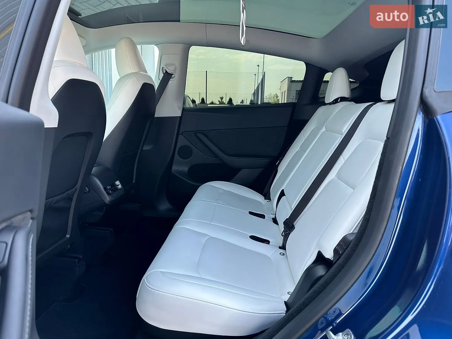 2023 Tesla Model Y - мініатюра 38