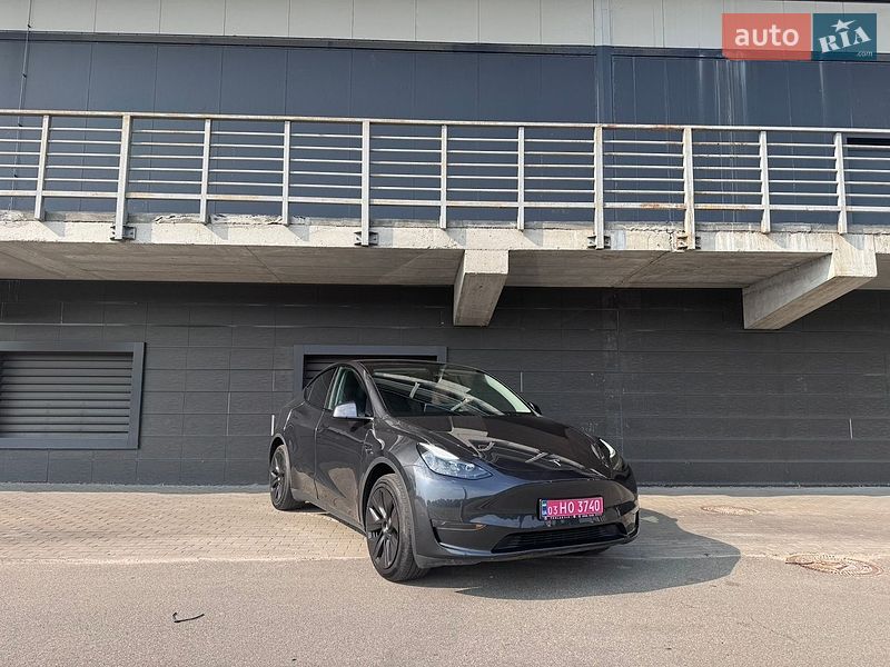 Tesla Model Y, фото из объявления