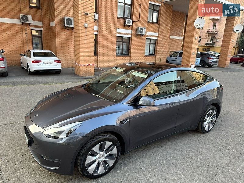 Внедорожник / Кроссовер Tesla Model Y 2023 в Киеве фото 15 Внедорожник / Кроссовер Tesla Model Y 2023 в Киеве