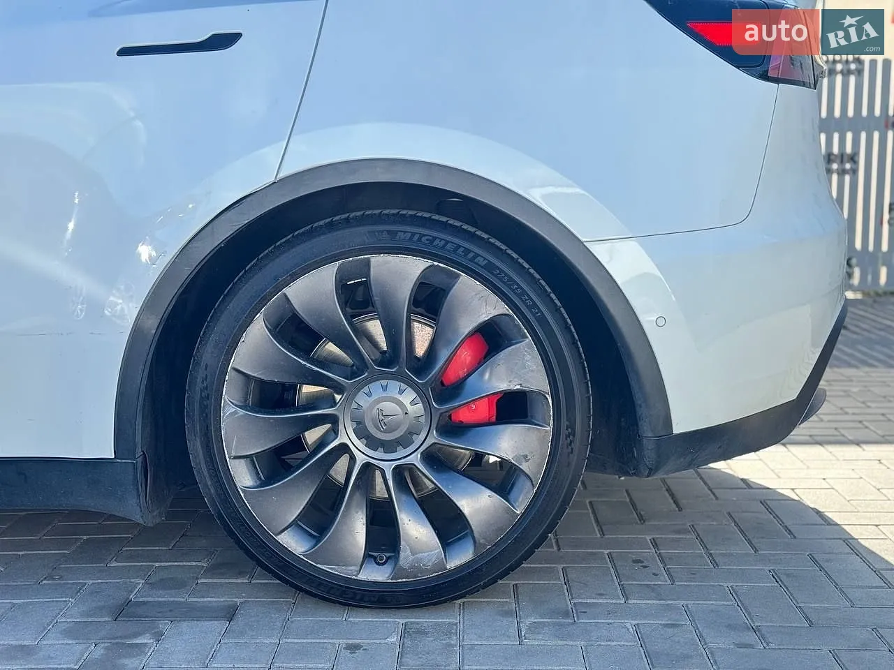 2021 Tesla Model Y - мініатюра 8
