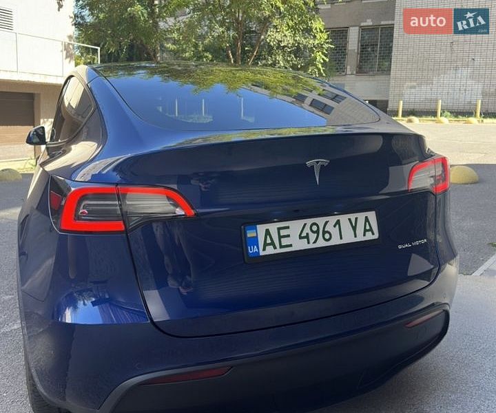 Внедорожник / Кроссовер Tesla Model Y 2021 в Львове