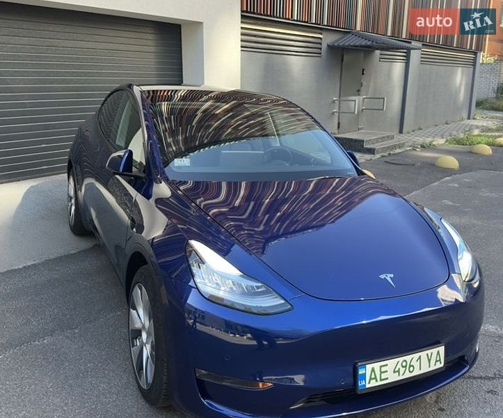 Внедорожник / Кроссовер Tesla Model Y 2021 в Львове