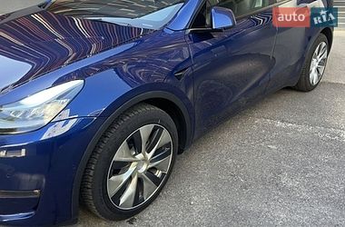 Внедорожник / Кроссовер Tesla Model Y 2021 в Львове
