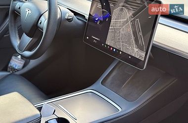 Внедорожник / Кроссовер Tesla Model Y 2021 в Львове