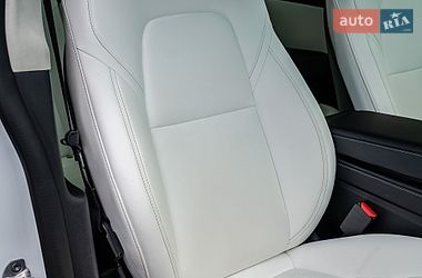 Внедорожник / Кроссовер Tesla Model Y 2022 в Киеве