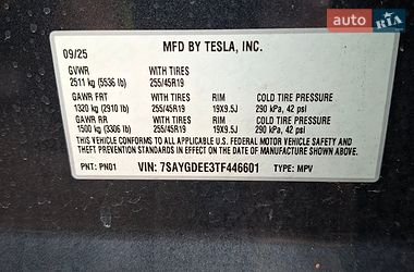 Внедорожник / Кроссовер Tesla Model Y 2025 в Львове