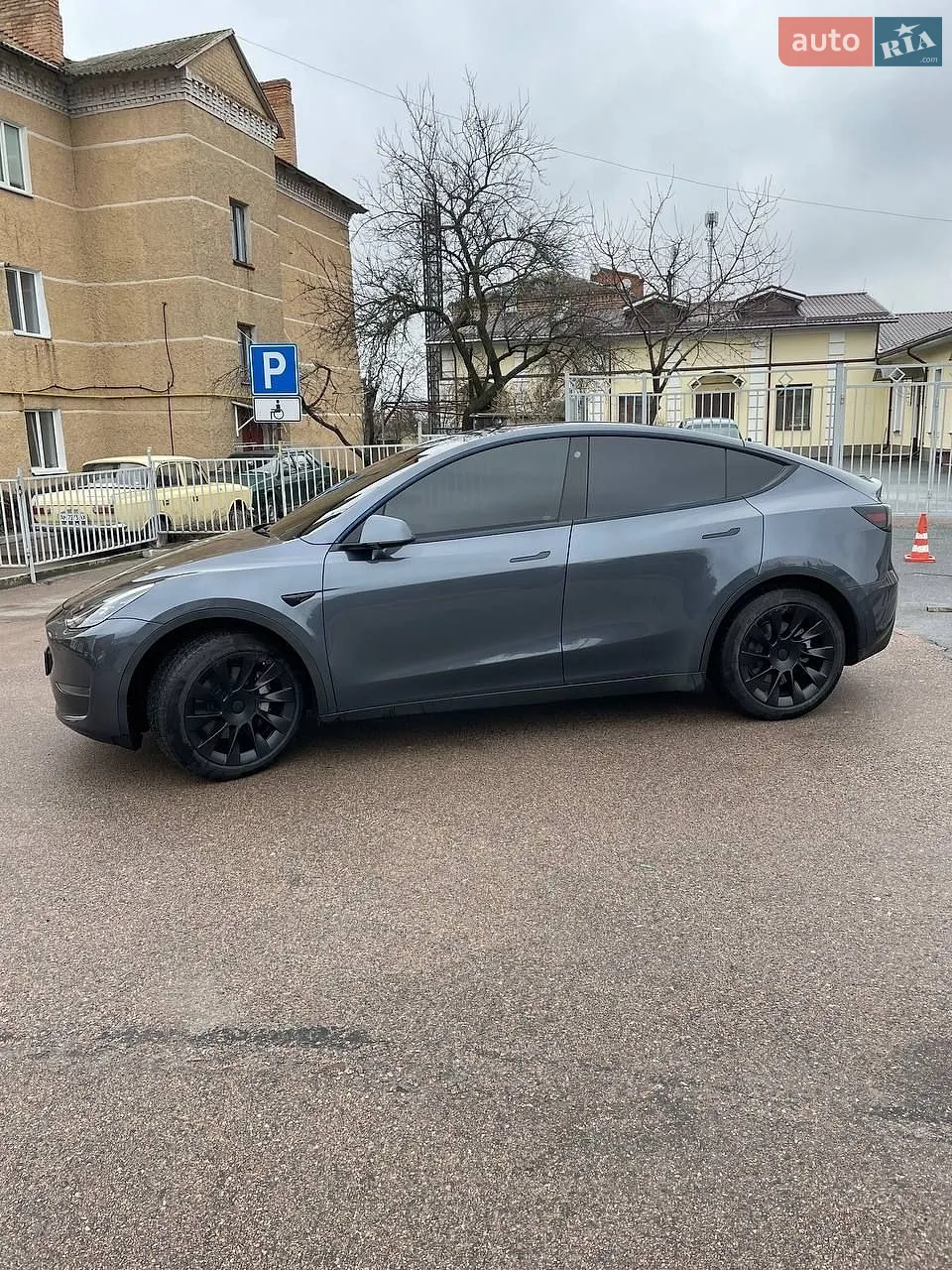 2022 Tesla Model Y - мініатюра 2