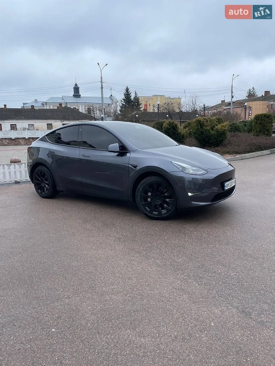 2022 Tesla Model Y - мініатюра 3