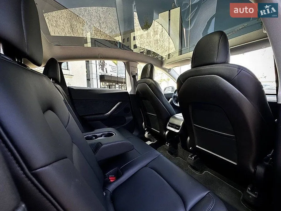 2020 Tesla Model Y - мініатюра 8