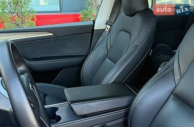 Позашляховик / Кросовер Tesla Model Y 2023 в Тернополі