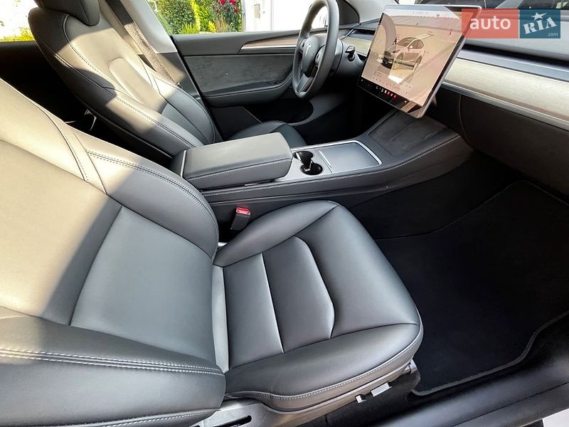 Внедорожник / Кроссовер Tesla Model Y 2024 в Черновцах фото 18 Внедорожник / Кроссовер Tesla Model Y 2024 в Черновцах