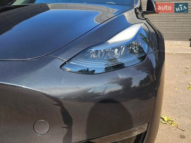 Внедорожник / Кроссовер Tesla Model Y 2024 в Кривом Роге