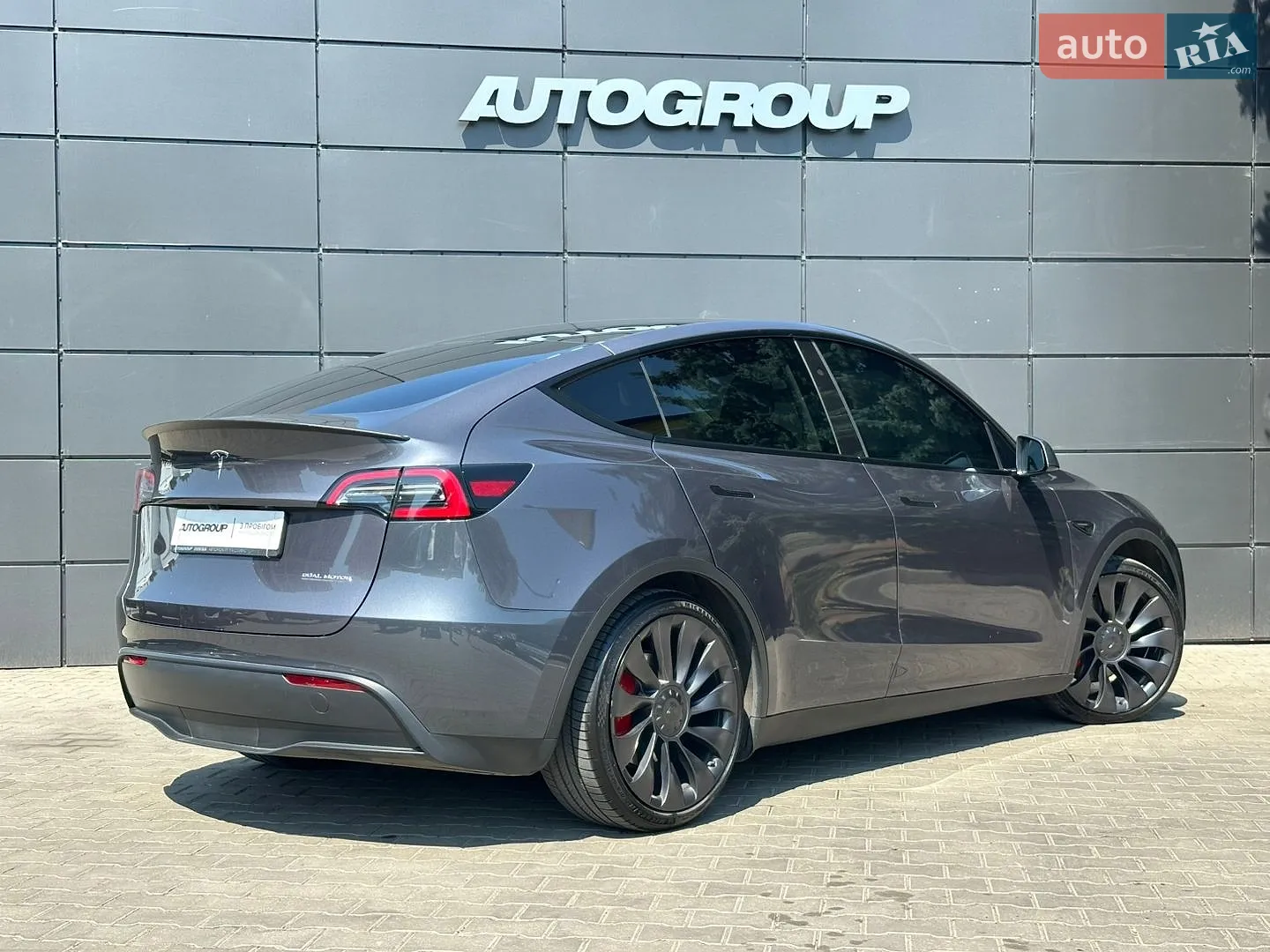 2023 Tesla Model Y - мініатюра 8