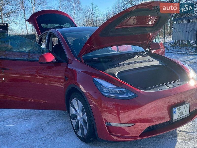 Внедорожник / Кроссовер Tesla Model Y 2021 в Ровно фото 4 Внедорожник / Кроссовер Tesla Model Y 2021 в Ровно