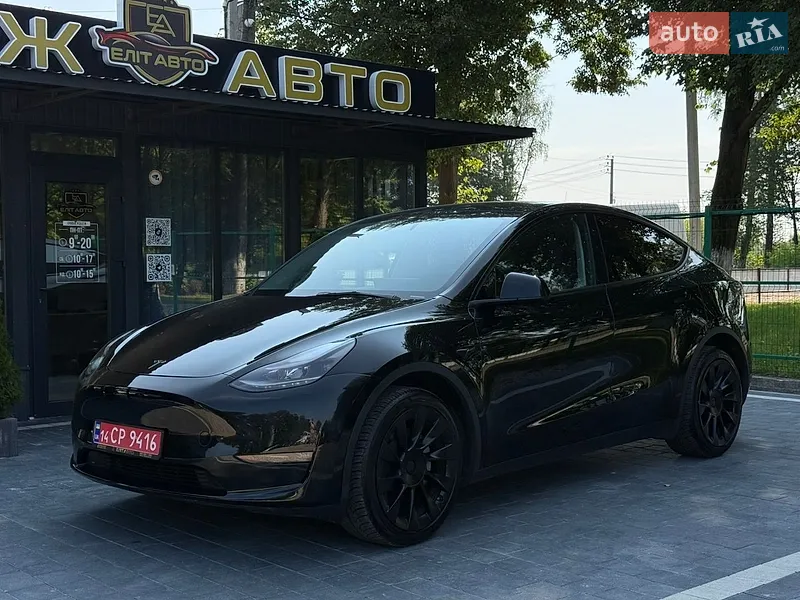 Tesla Model Y