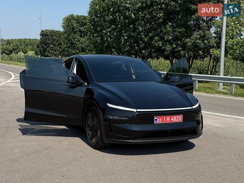 Позашляховик / Кросовер Tesla Model Y 2025 в Валках