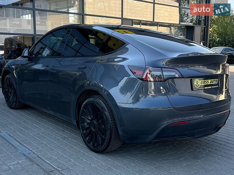 Внедорожник / Кроссовер Tesla Model Y 2021 в Ивано-Франковске
