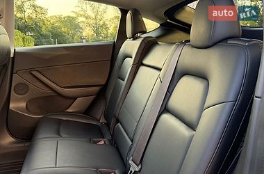 Позашляховик / Кросовер Tesla Model Y 2021 в Одесі