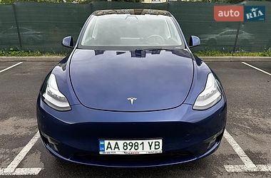Внедорожник / Кроссовер Tesla Model Y 2020 в Киеве
