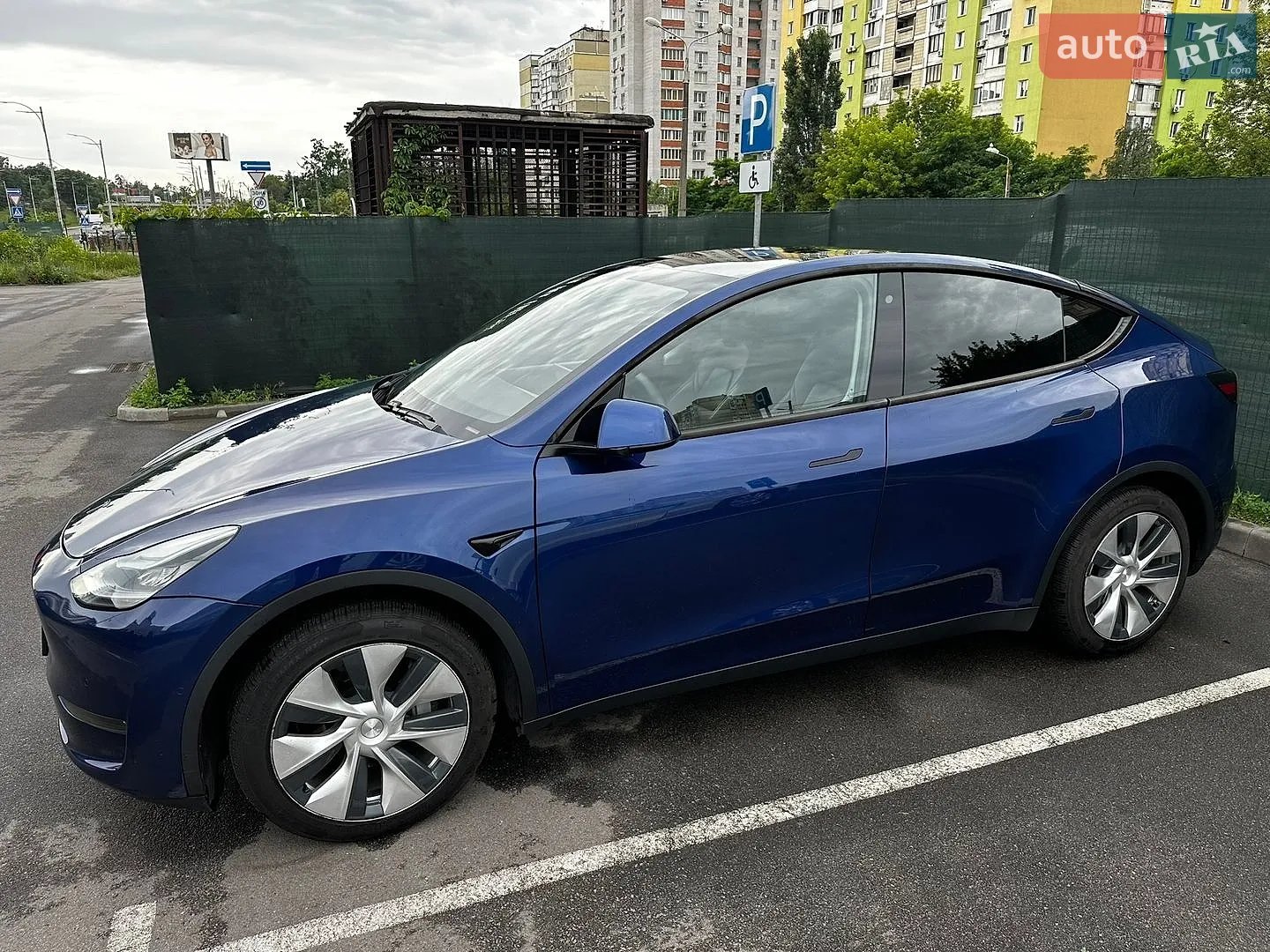 2020 Tesla Model Y - мініатюра 3