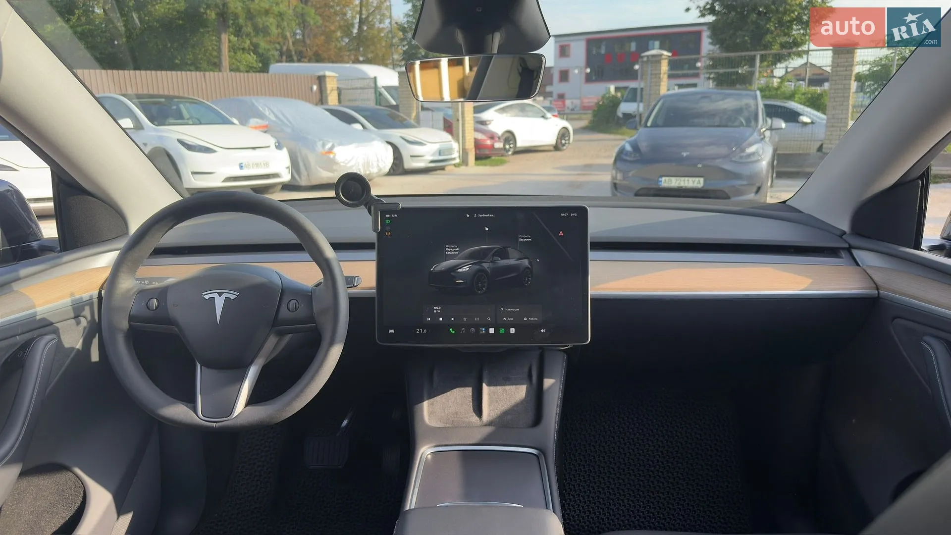 2024 Tesla Model Y - мініатюра 26
