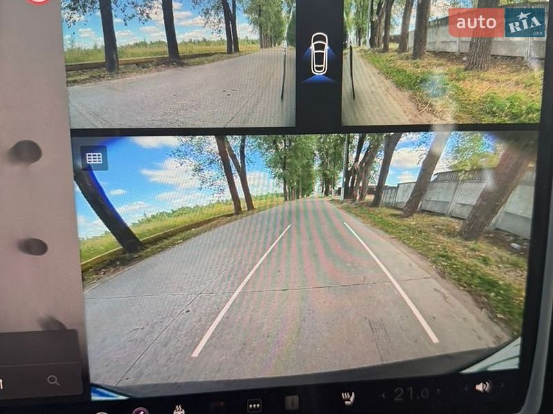 Внедорожник / Кроссовер Tesla Model Y 2024 в Киеве