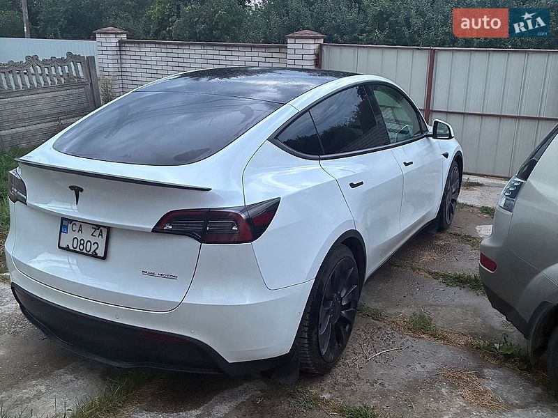 Tesla Model Y 2022 Tesla Model Y 2022