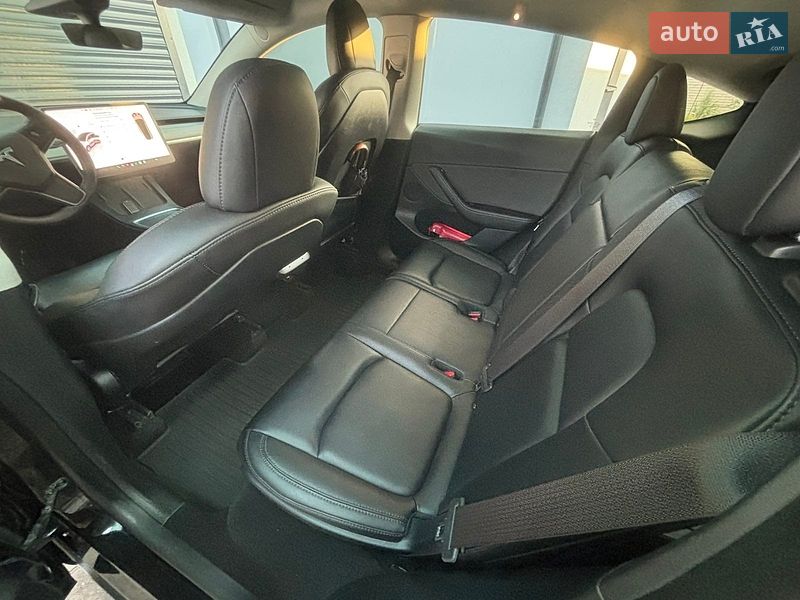Внедорожник / Кроссовер Tesla Model Y 2022 в Днепре
