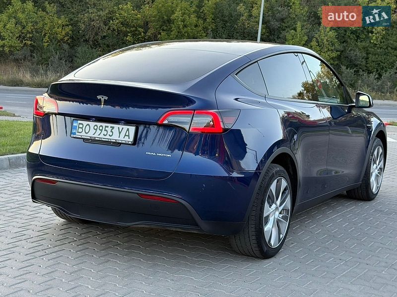 Внедорожник / Кроссовер Tesla Model Y 2023 в Тернополе