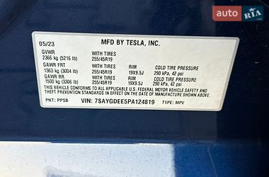 Внедорожник / Кроссовер Tesla Model Y 2023 в Тернополе